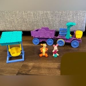 Disney’s Winnie the Pooh Train Set w/Figures